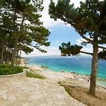 Nina, A Beautiful With Sea View