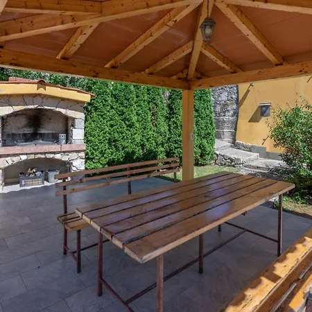 Casa vacanze Nina, A Beautiful With Sea View *